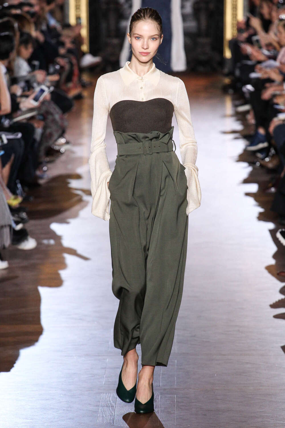 秀场时尚大牌模特时装周