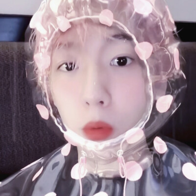 边伯贤
‖粉红小雨衣‖
禁二改.