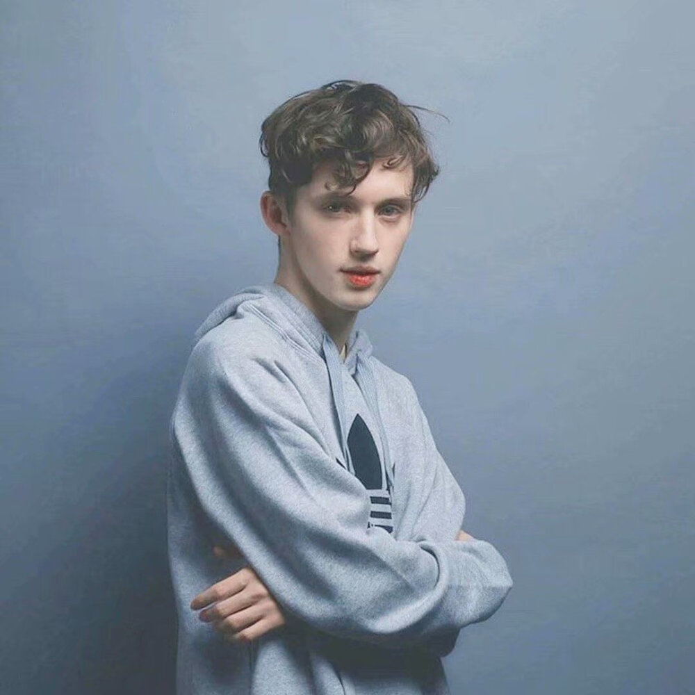 troye
