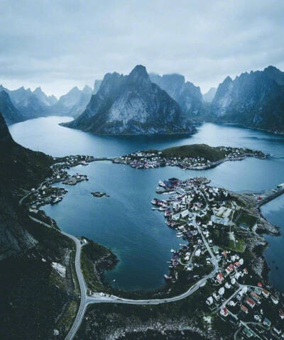 挪威