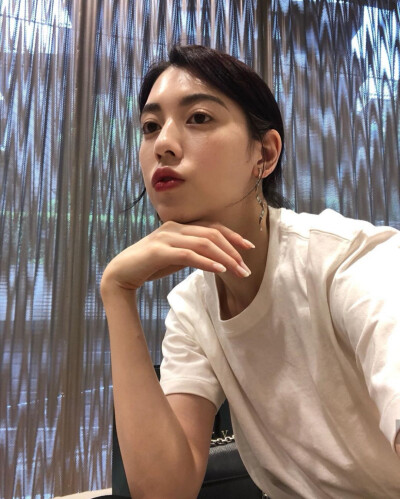 三吉彩花