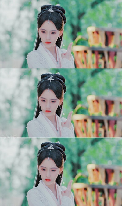 鞠婧祎.韩芸汐。