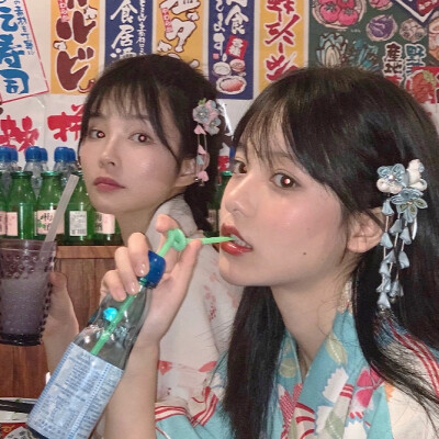 无人问津的港口开满鲜花