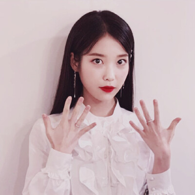 IU／完三恩