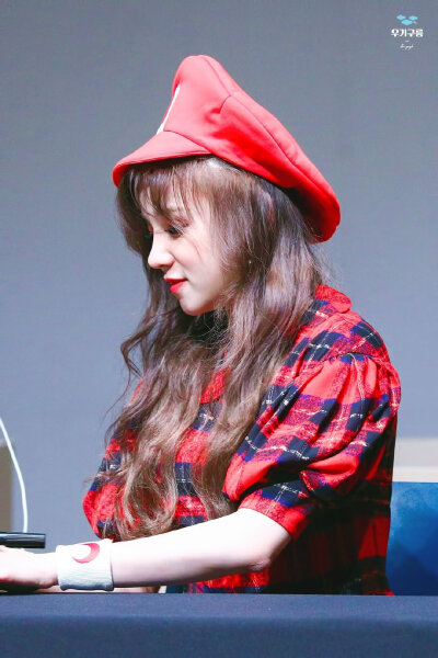 雨琦可二改©yuqi_9999