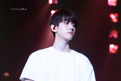 转自：MIRACLES6奇迹小站
边伯贤超话#边伯贤City Lights#
180811 EXO PLANET #4 - The EℓyXiOn in Macao