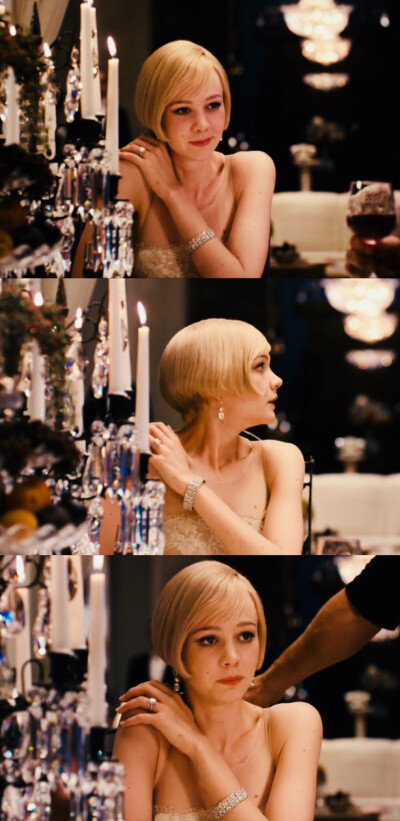 凯瑞·穆丽根（Carey Mulligan）。
出自《了不起的盖茨比》黛西·布坎南（Daisy Buchanan）。
自截自制。