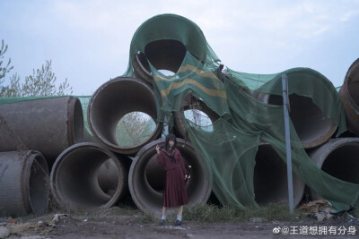 JK制服私影
出镜：王道想拥有分身
摄影/后期：黑皮摄影师
制服：【黑月家】恶鬼般若