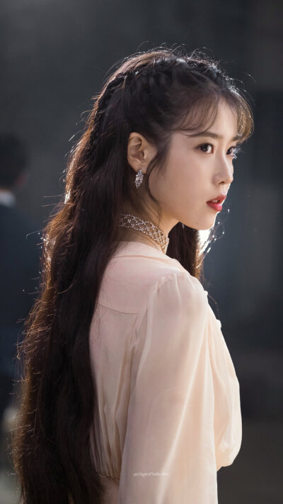 IU | 德鲁纳酒店
cr:砂糖收藏家