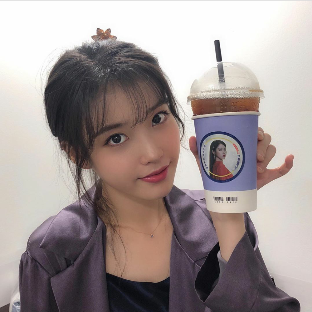 IU