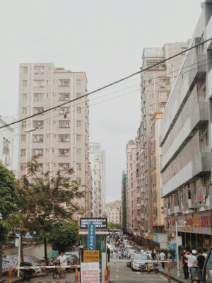 简单 干净 城市