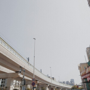 简单 干净 城市