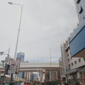 简单 干净 城市