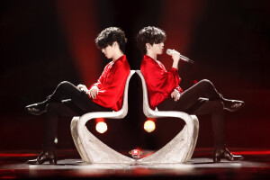 ₍˄·͈༝·͈˄*₎◞ ̑̑ᗦ↞◃