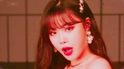 [自截自调/抱图点赞喜欢收藏]
(G)I-DLE 徐穗珍