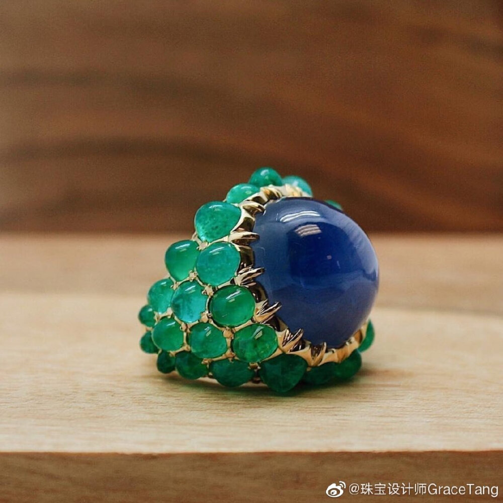 蓝宝石 祖母绿 戒指