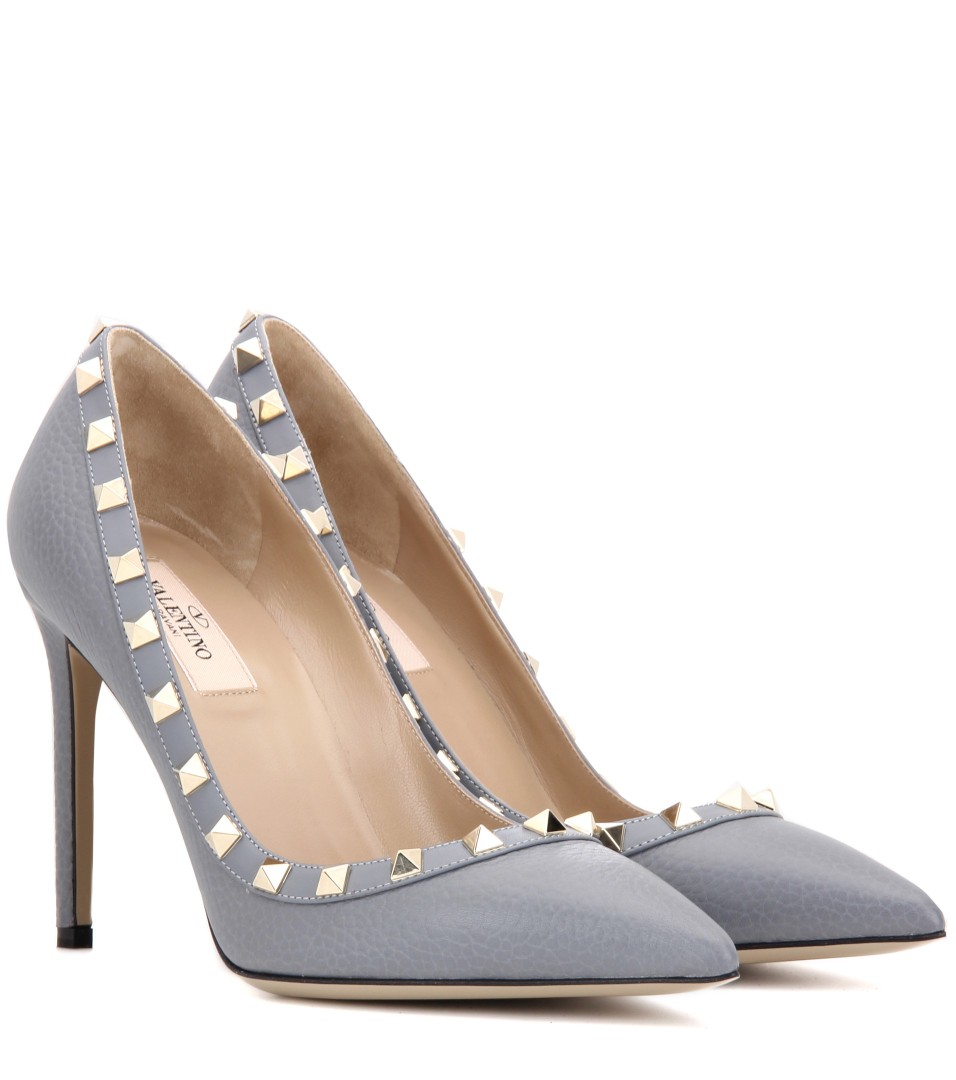 Rockstud leather pumps : Rockstud grey leather pumps