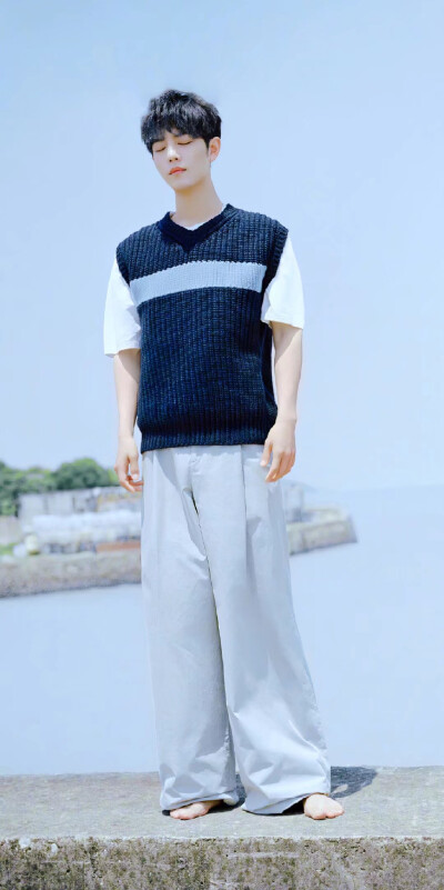 肖战