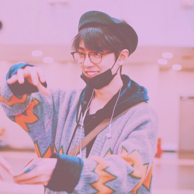 肖战头像 粉粉甜系小哥哥