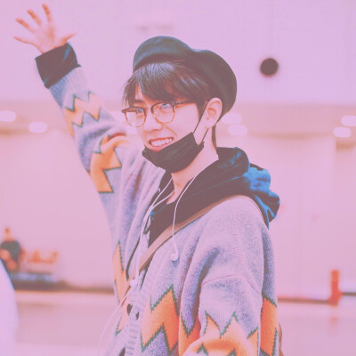 肖战头像 粉粉甜系小哥哥