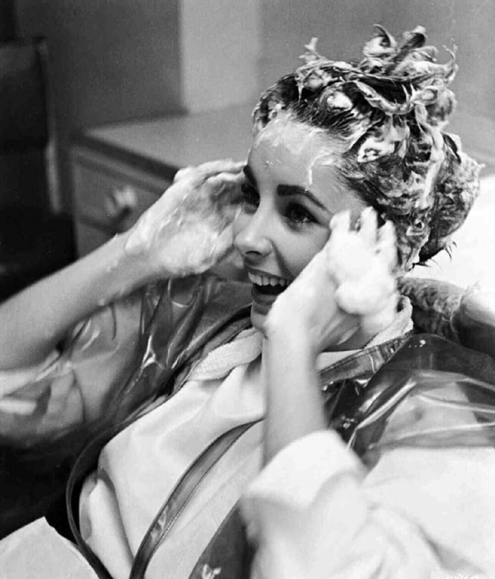 Elizabeth Taylor having her hair washed on the set of “Ivanhoe”, c. 1952 ​​​