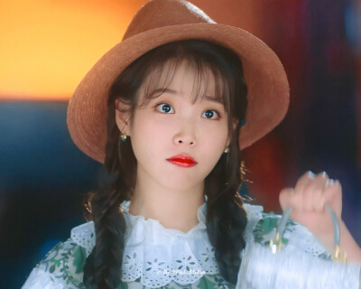 满月社长 ☽⋆ ​|IU 德鲁纳酒店
cr.Pink_MyEun 