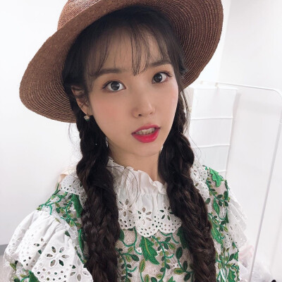 李知恩 iu