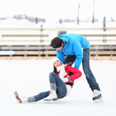 滑冰（skating），亦称“冰嬉”，很多人认为，滑冰是从外国传来的“洋玩意”，事实上，早在宋代，我国就已经有了滑冰运动。采集于Macdown.com预览图，超清原图请到Macdown下载。