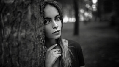 People 2000x1125 women model face portrait bokeh looking at viewer forest trees outdoors women outdoors Aleksandr Kurennoi monochrome