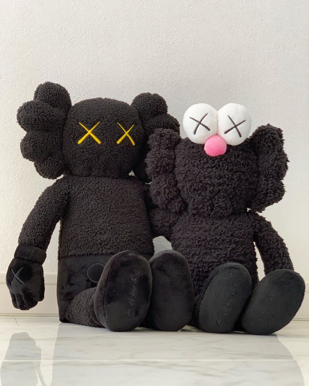 我爱kaws~