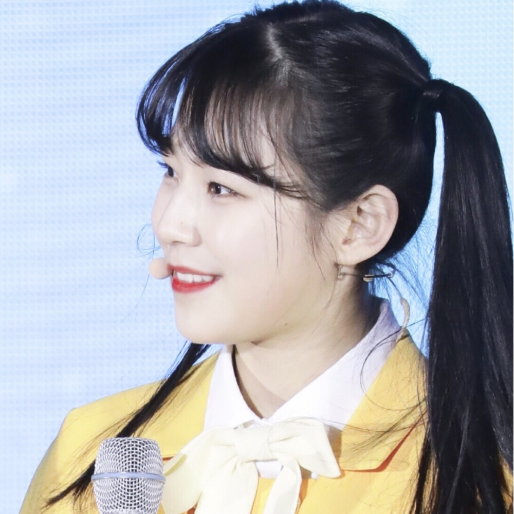 二传标注初暻
©fromis9heme/FROM9Latte