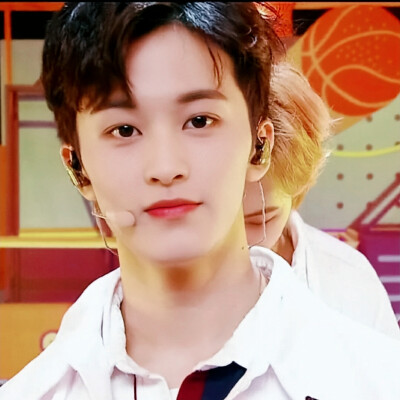 NCT 李马克 自制头像
二传二改均cr.筱沐