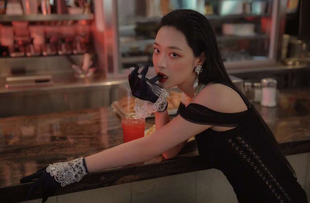 崔雪莉橙光素材