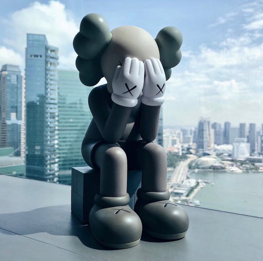 Kaws
