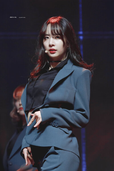 雪娥可二改
cr.dulceve_1224