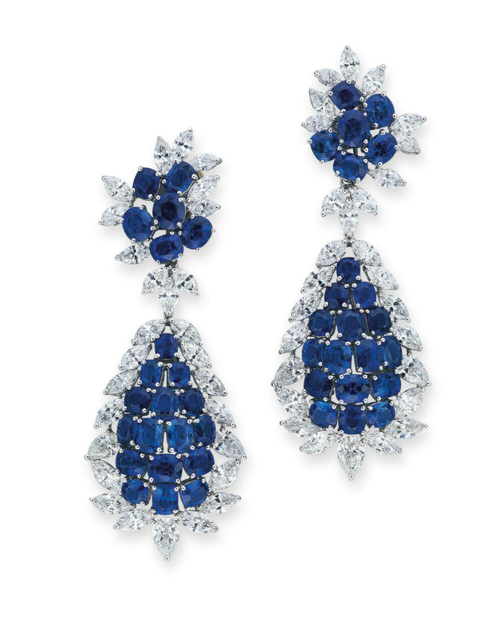 海瑞温斯顿 (Harry Winston)设计蓝宝石及钻石耳环，香港佳士得（Christie's）2019春季拍卖会瑰丽珠宝及翡翠首饰专场