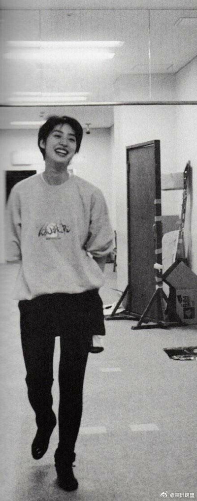 多少人曾爱慕你年轻时的容颜