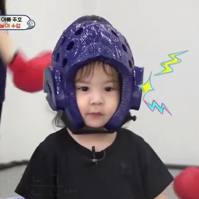 《超人回来了》
◎朴建厚