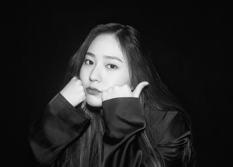 BLACK KRYSTAL