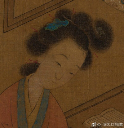 【 清 崔鹤 《李香君小影》 】立轴，绢本设色，52.4×124.5cm，美国纽约大都会艺术博物馆藏。 此作绘于1817年秋天，画面上的李香君伏在窗户边，面目清秀，脸色沉静，似在优愁，又似思念。作者通过一幅肖像画，将一代…