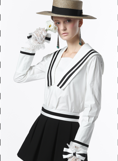 我从来不觉得表面的输赢有多重要，因为输家总想战胜别人。 而赢家，则是战胜自己。所以我故意输给了你。