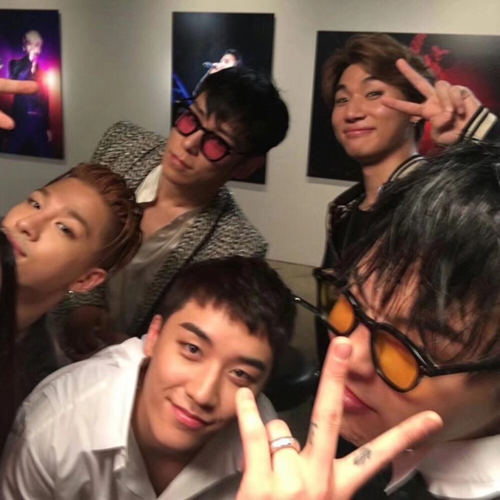 BIGBANG