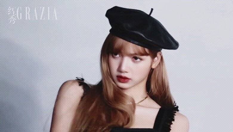 lalisa manoban ☪ 甜豆莎 ///杂七杂八收的美图///