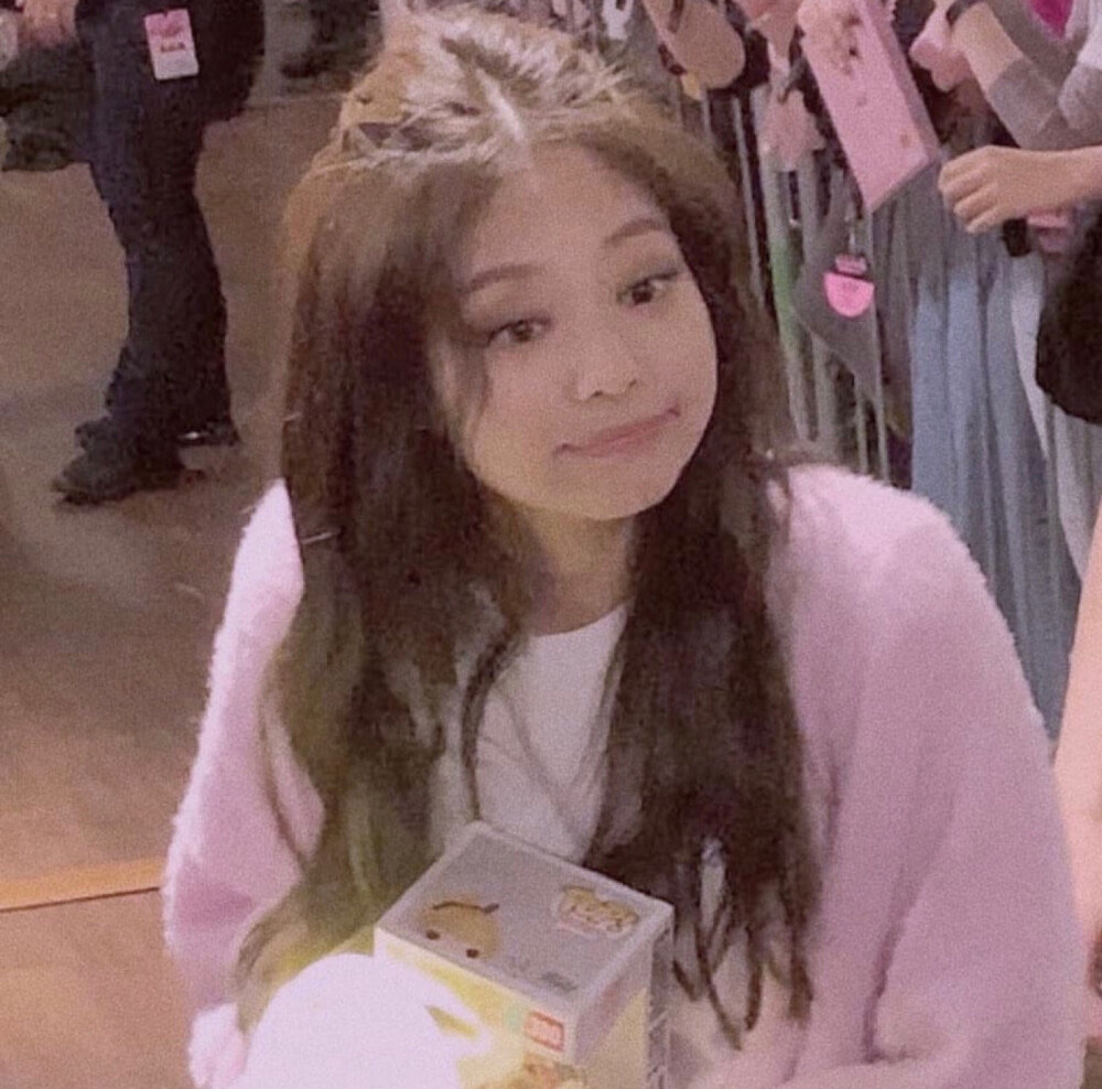 jennie
cr@小黄君