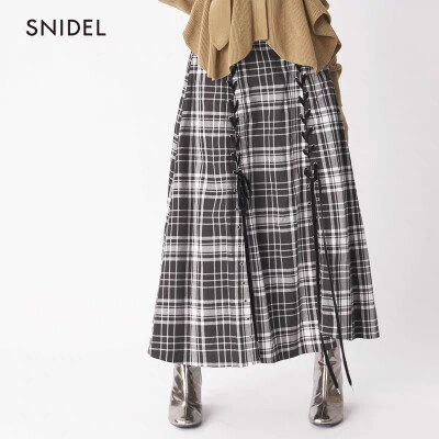 SNIDEL