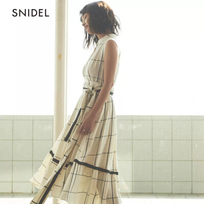 SNIDEL