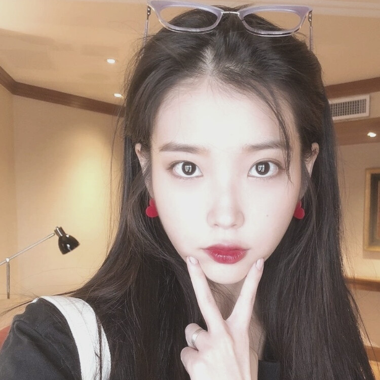 IU/完三恩