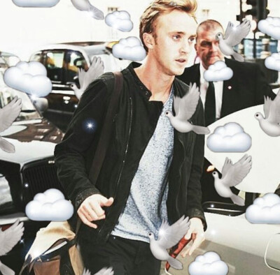 TomFelton 汤姆费尔顿#禁二传二改#侵删微博 WittyKittyO3O持续发图❤️