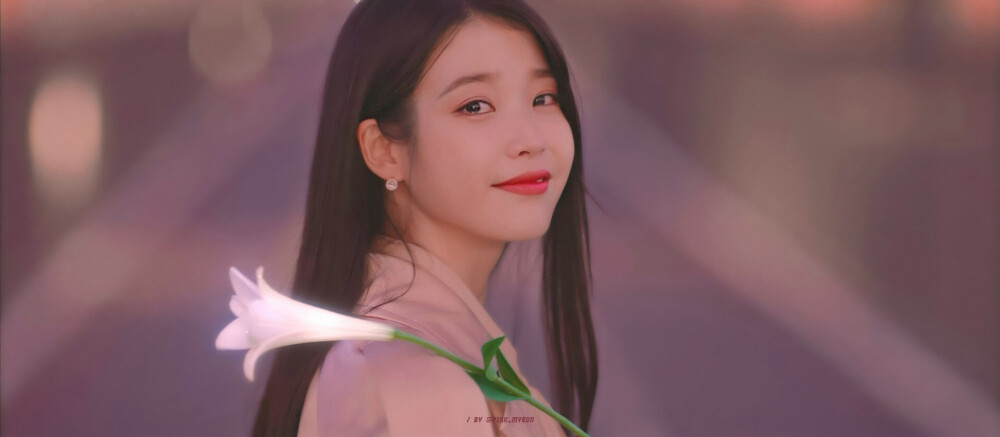 满月社长 ☽⋆ ​|IU 德鲁纳酒店
cr.Pink_MyEun 