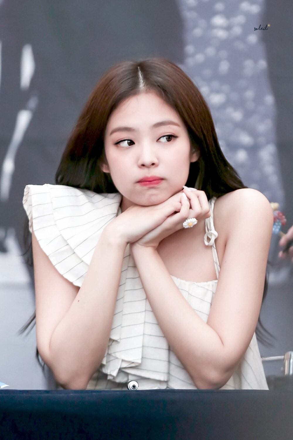 jennie金珍妮blackpink手机壁纸高清壁纸饭拍